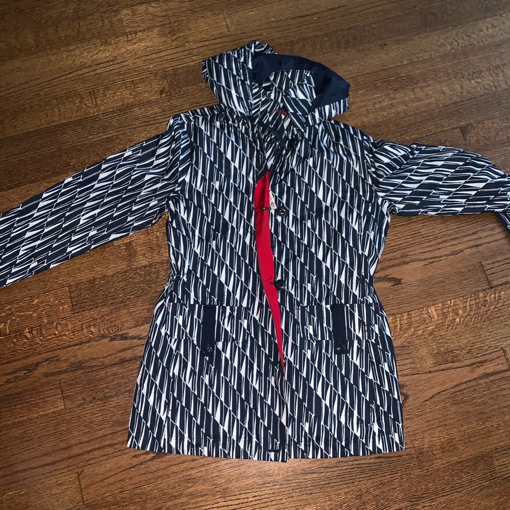 never worn lands in rain jacket!